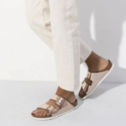 Birkenstock Women's Arizona Softbed Leather in Metallic Copper