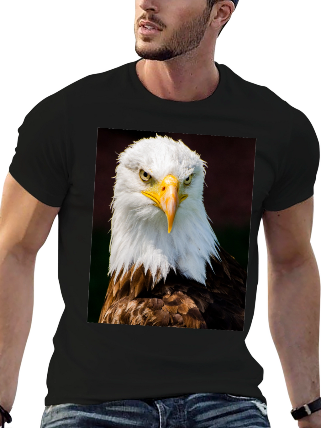 Eagle Graphic T-Shirt - Bold Bird of Prey Design
