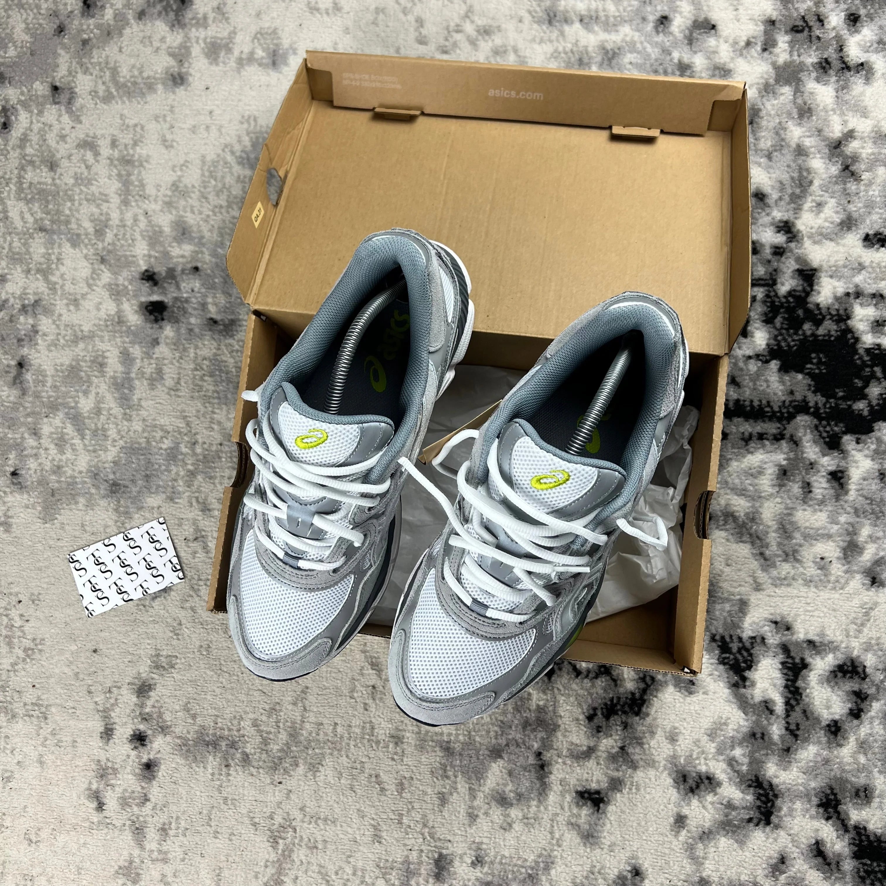 ASICS GEL NYC - WHITE GLACIER GREY