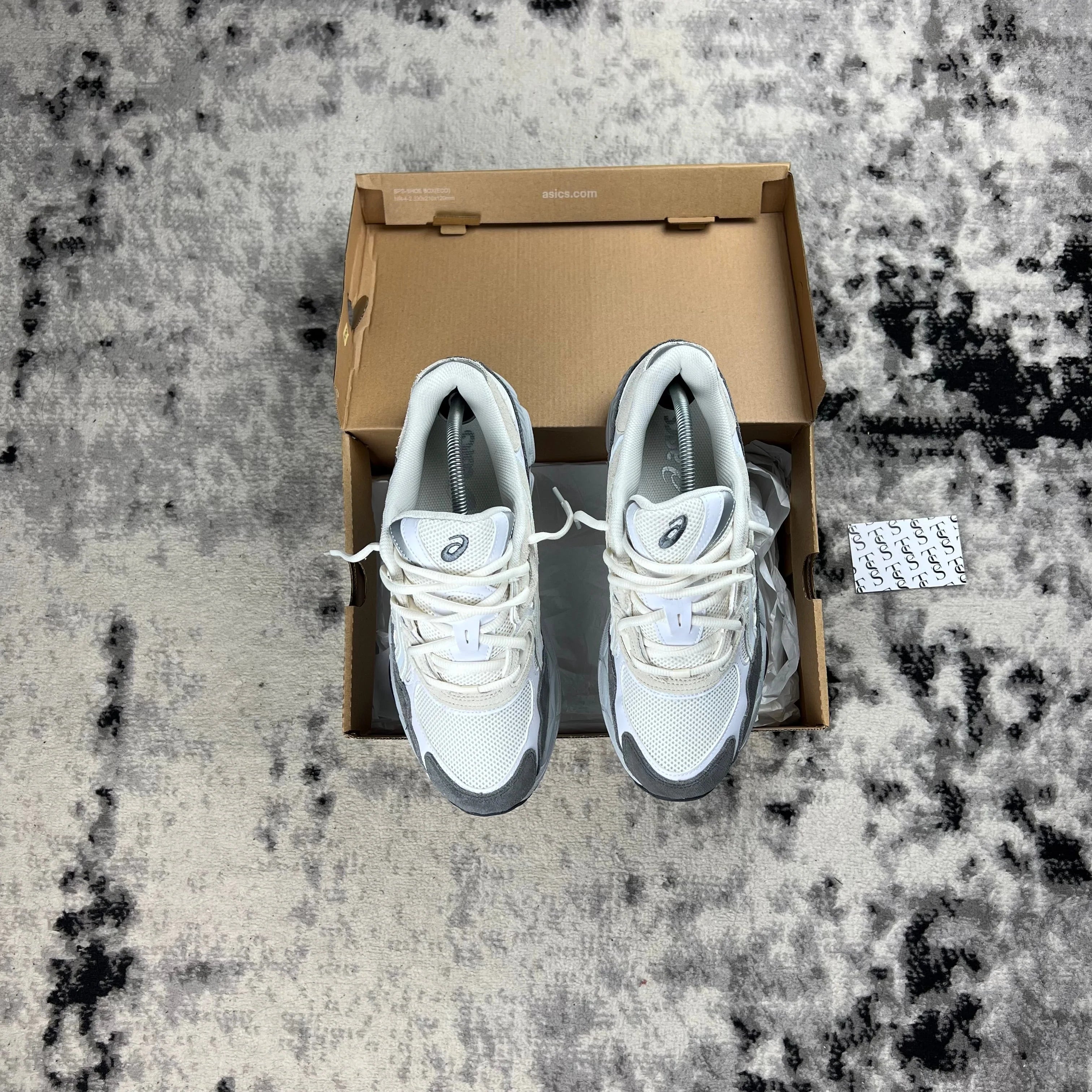 ASICS GEL NYC - CREAM / WHITE