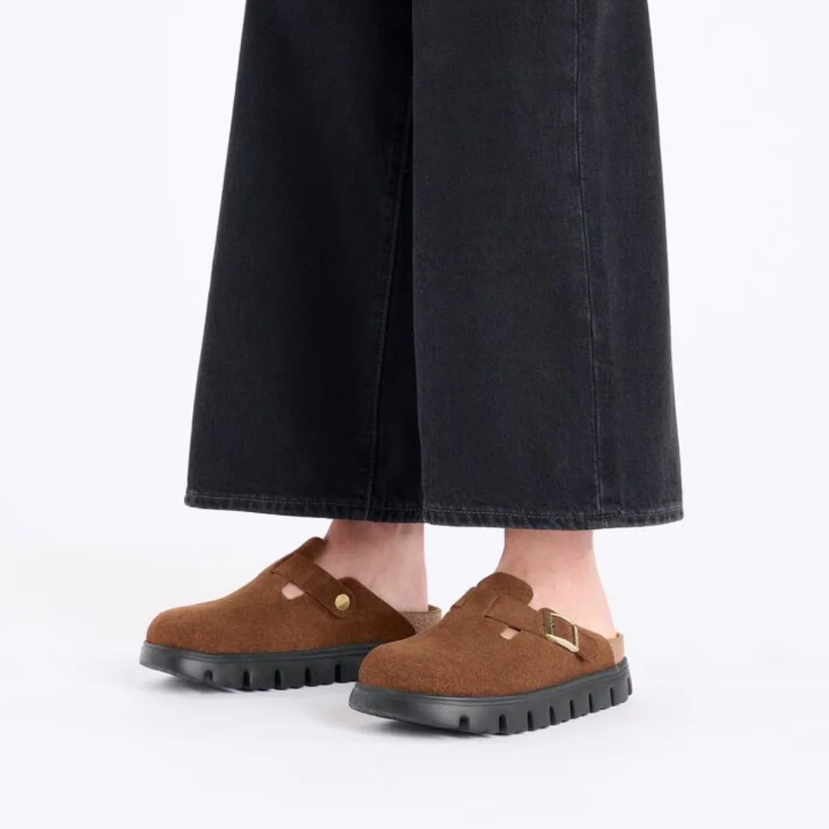 Birkenstock Women's Boston Chunky Suede Leather in Dark Tea/ Black