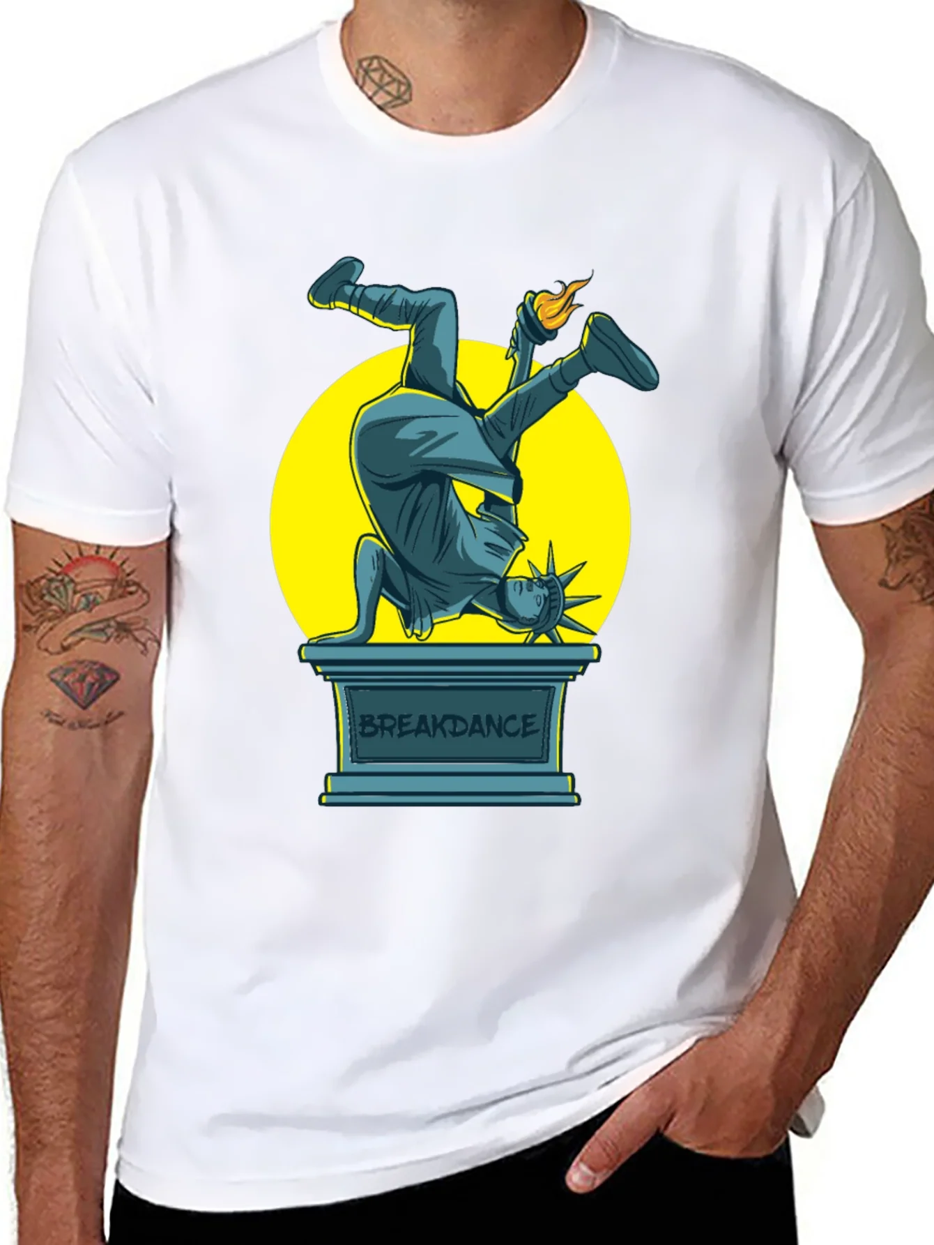 Breakdance Liberty Graphic Tee - Cool & Stylish Black T-Shirt