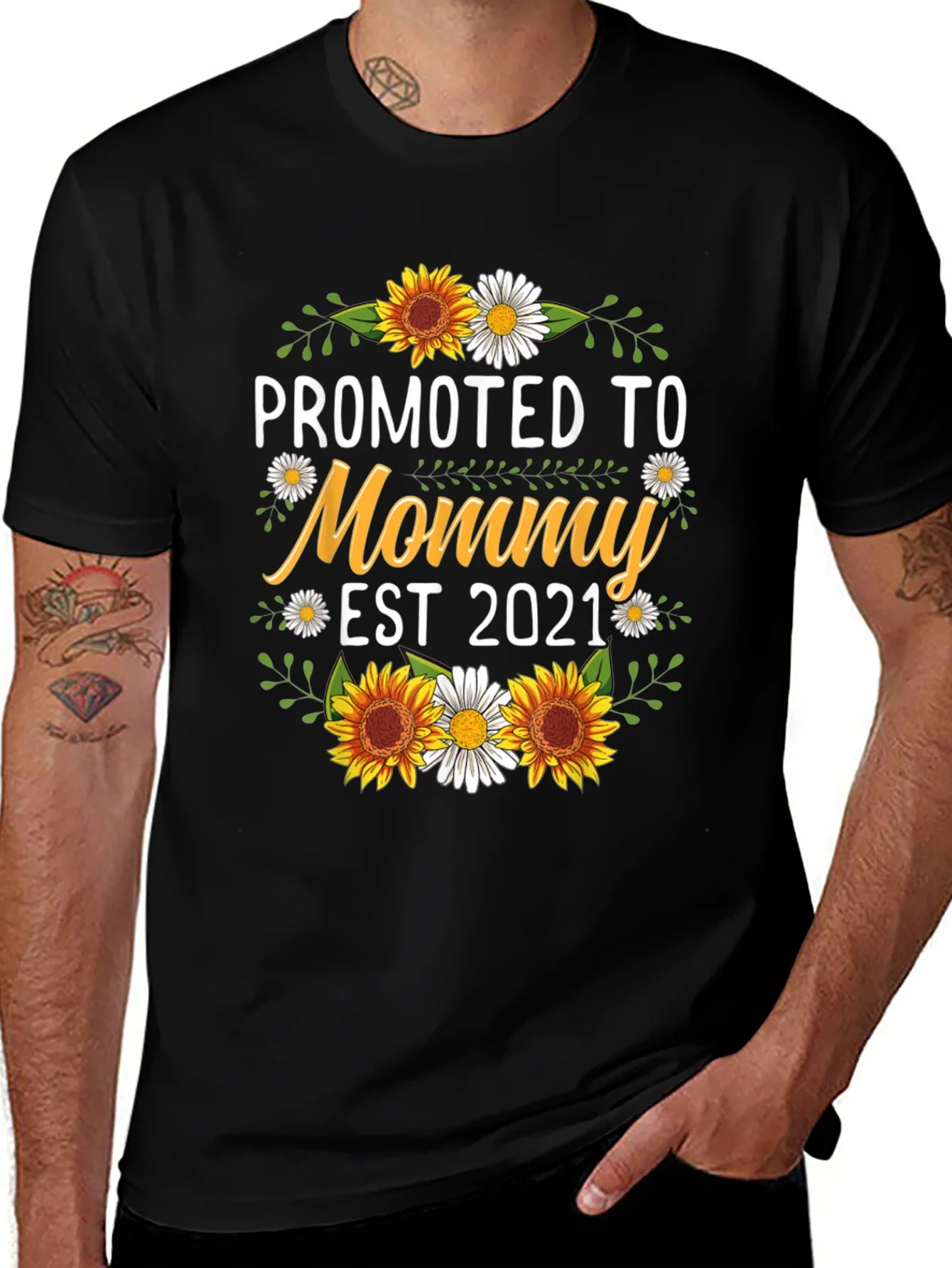 Promoted to Mommy EST 2021 Graphic Tee